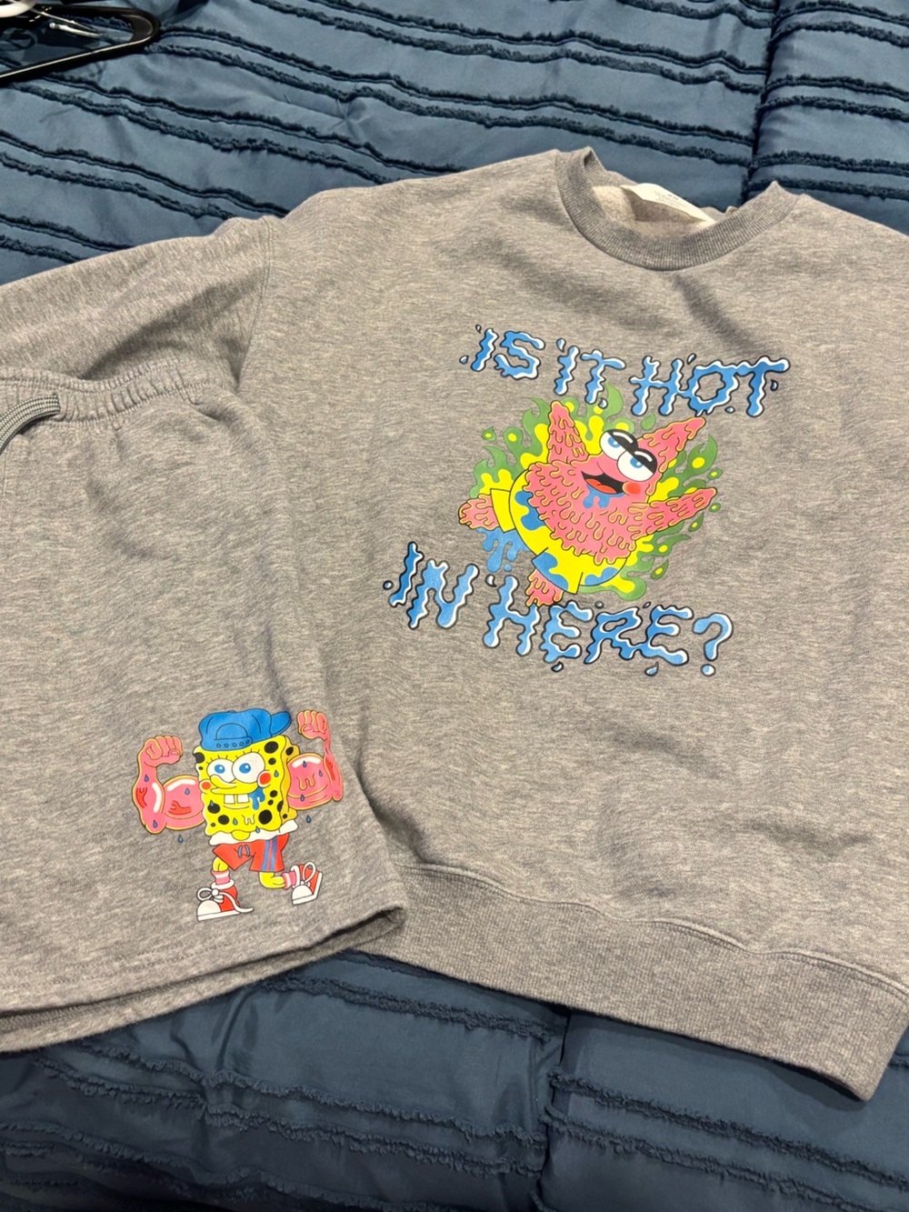H&M Gray SpongeBob Crewneck Sweatshirt and shirts set